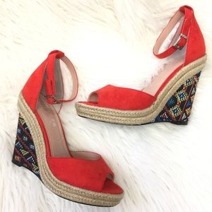NEW Charles David Orange Wedge Sandals